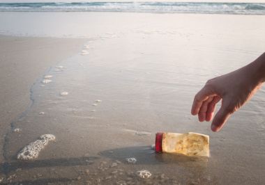 image déchet plage DD